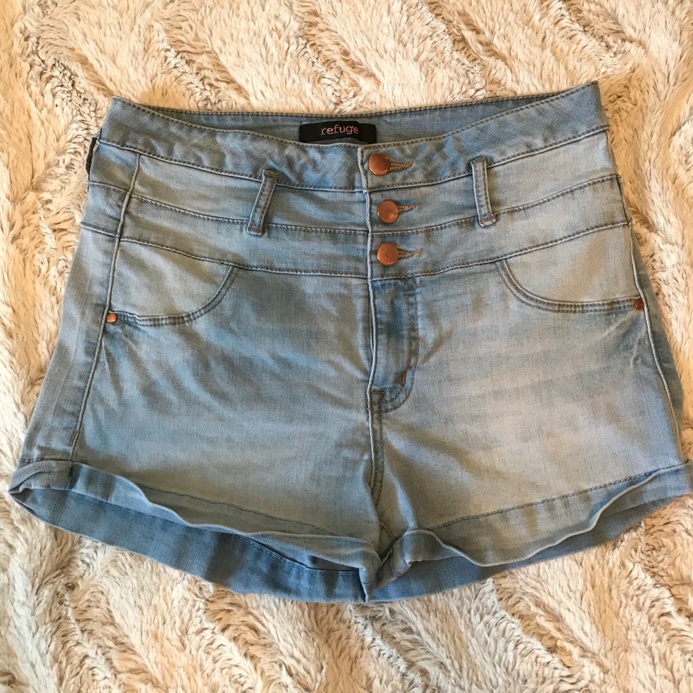 Refuge Shorts